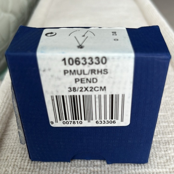 Swarovski Necklace - Picture 5 of 5